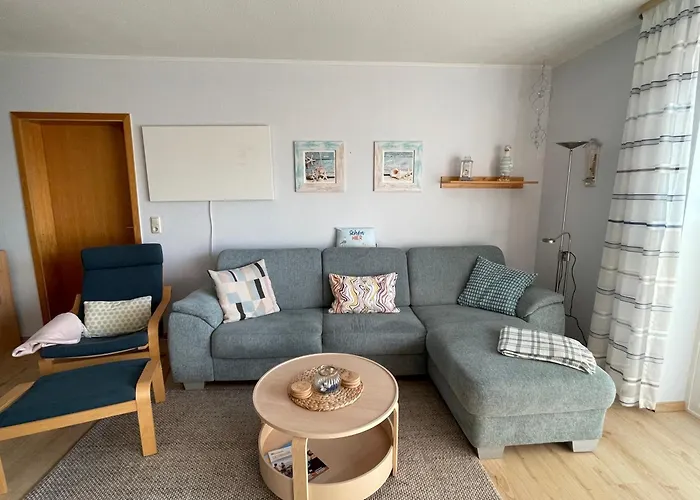 Strandhuepfer Petersdorf auf Fehmarn