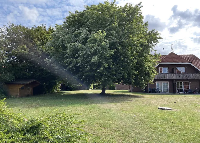 Strandhuepfer * Petersdorf auf Fehmarn